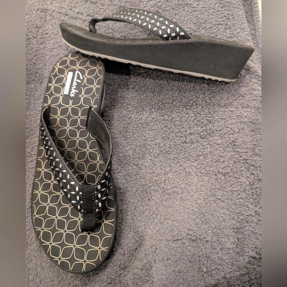 Clarks Black and White Patterned Sandals
